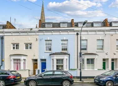 Properties for sale in Estcourt Road - SW6 7HB view1