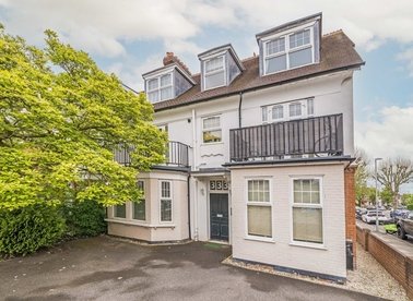 Properties for sale in Ewell Road - KT6 7BX view1
