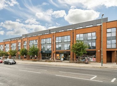 Properties for sale in Ewell Road - KT6 7BF view1