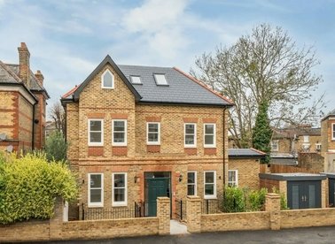 Properties for sale in Exbury Road - SE6 4ND view1