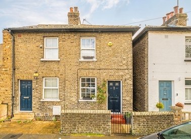 Properties for sale in Fairfield East - KT1 2PT view1