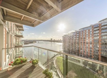 Properties sold in Fairmont Avenue - E14 9PX view1