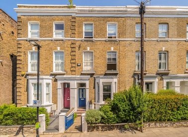 Properties for sale in Falkland Road - NW5 2XB view1