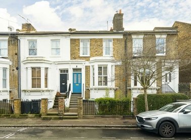 Properties for sale in Fassett Road - E8 1PA view1