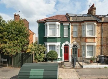 Properties for sale in Fernbrook Road - SE13 5NH view1