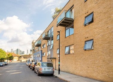 Properties for sale in Ferry Street - E14 3FA view1