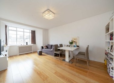 Properties for sale in Finchley Road - NW3 6LE view1