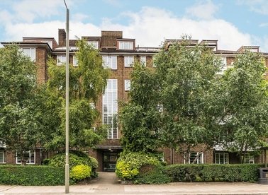 Properties for sale in Finchley Road - NW3 7TS view1