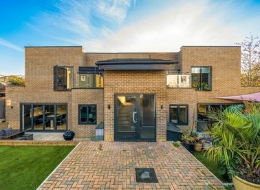 Properties for sale in Firs Close - SE23 1BB view1