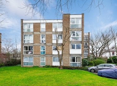 Properties for sale in Fortis Green - N2 9ET view1