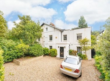 Properties for sale in Fortis Green - N2 9HU view1