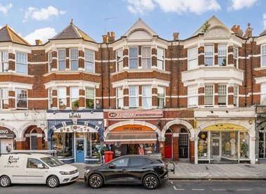 Properties for sale in Fortis Green Road - N10 3DU view1