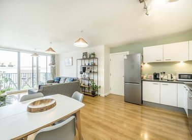 Properties for sale in Fortune Green Road - NW6 1DW view1