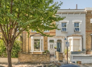 Properties for sale in Foulden Road - N16 7UR view1