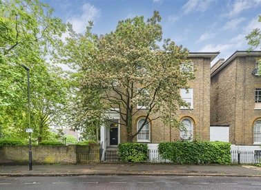 Properties for sale in Foxley Road - SW9 6ES view1