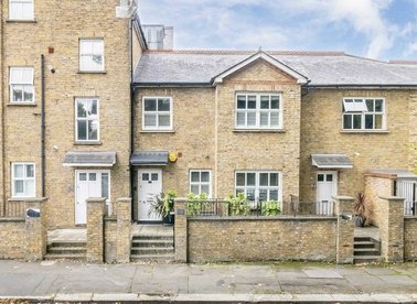 Properties for sale in Freeland Road - W5 3HR view1