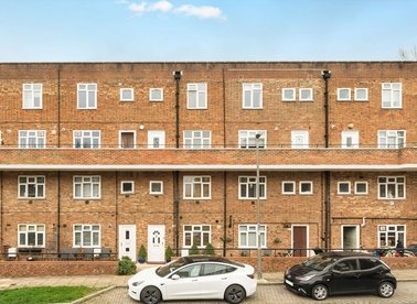 Properties for sale in Frensham Drive - SW15 3ED view1