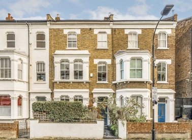 Properties for sale in Frithville Gardens - W12 7JW view1