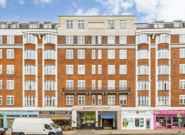 Properties for sale in Fulham High Street - SW6 3LP view1