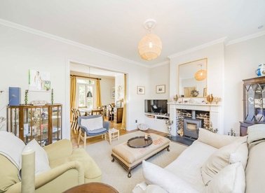 Properties for sale in Furley Road - SE15 1UG view1