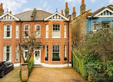 Properties for sale in Gap Road - SW19 8JG view1
