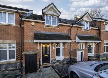 Properties for sale in Garrison Close - TW4 5EZ view1