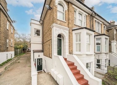 Properties for sale in Geoffrey Road - SE4 1NT view1