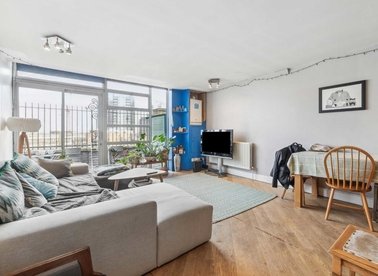 Properties for sale in Gervase Street - SE15 2RS view1