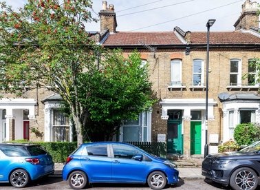 Properties for sale in Giesbach Road - N19 3DA view1