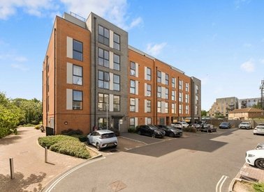 Properties for sale in Gilding Way - UB2 4GU view1