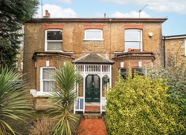 Properties for sale in Glenhurst Road - TW8 0QS view1