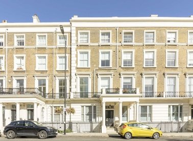 Properties sold in Gloucester Terrace - W2 6HR view1