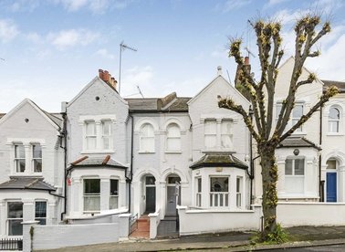 Properties for sale in Glycena Road - SW11 5TR view1