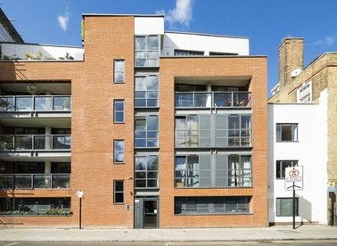 Properties for sale in Goldsmiths Row - E2 8QR view1