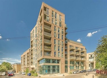 Properties for sale in Goodwood Road - SE14 6FE view1