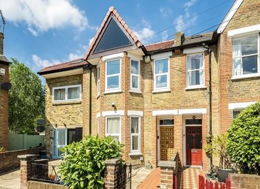 Properties for sale in Gordon Avenue - TW1 1NQ view1