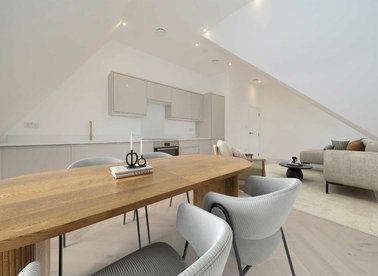 Properties for sale in Gordon Road - W5 2AR view1