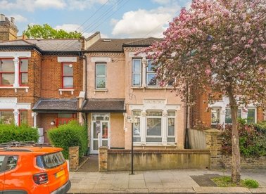 Properties for sale in Gowlett Road - SE15 4HX view1