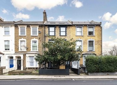 Properties for sale in Graham Road - E8 1PD view1