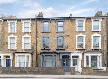 Properties for sale in Graham Road - E8 1PE view1