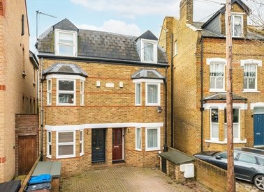 Properties for sale in Graham Road - SW19 3SP view1