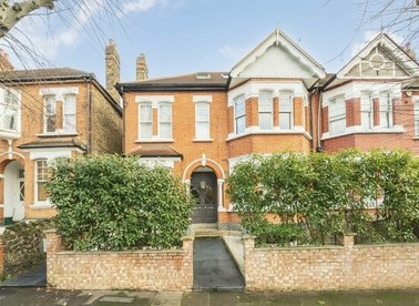 Properties for sale in Granville Gardens - W5 3PA view1