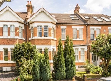 Properties for sale in Granville Gardens - W5 3PA view1