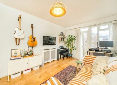 Properties for sale in Gravenel Gardens - SW17 9RU view1