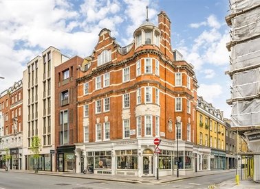 Great Portland Street, London, W1W
