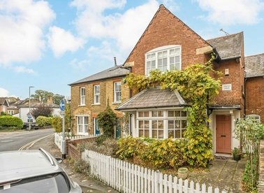 Properties for sale in Green Street - TW16 6RN view1