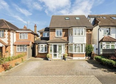 Properties for sale in Greenfield Gardens - NW2 1HY view1