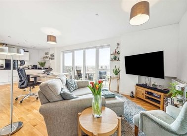 Properties for sale in Greenwich High Road - SE10 8GS view1