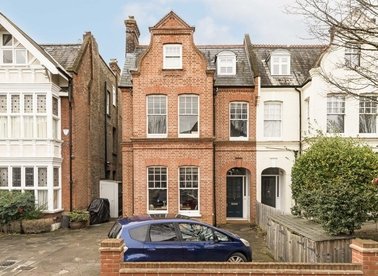 Properties for sale in Grove Park Gardens - W4 3RZ view1