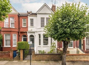 Properties for sale in Gunton Road - E5 9JT view1